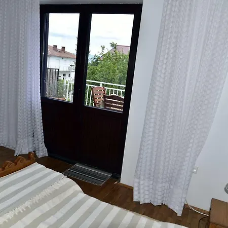 Palm Tree شقة مالينسكا